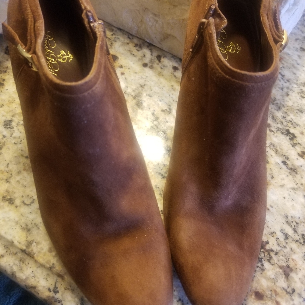 Brooks Brothers cognac brown suede booties